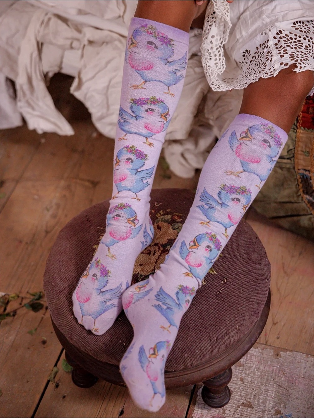 MAGNOLIA PEARL RARE Dancing Robin OTK Knee Socks NWT